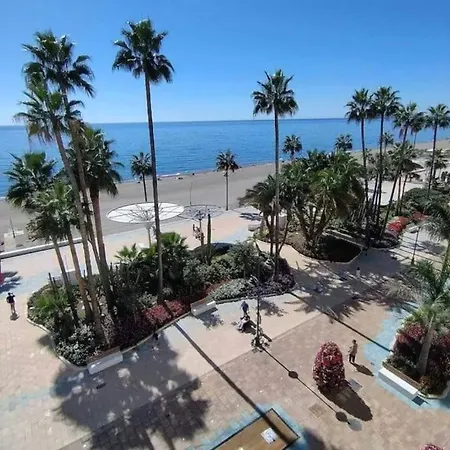 1st Line Of The Beach, La Rada Beach! Ac,wifi,terrace, Private Parking