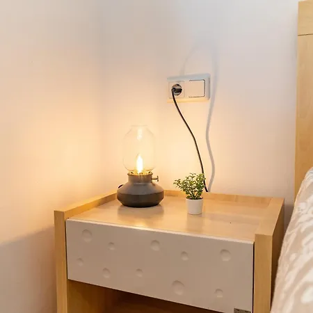 아파트 1st Line Of The Beach, La Rada Beach! Ac,wifi,terrace, Private Parking 에스테포나