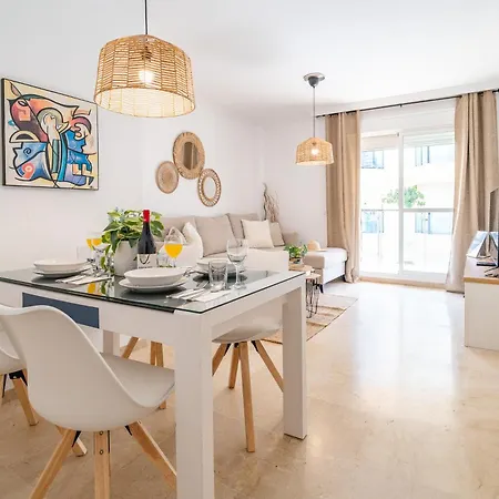 Apartament 1st Line Of The Beach, La Rada Beach! Ac,wifi,terrace, Private Parking Estepona