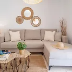 2-bedroom Beachside With Private Parking, Centre Estepona