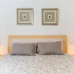 Appartement 2-bedroom Beachside With Private Parking, Centre *