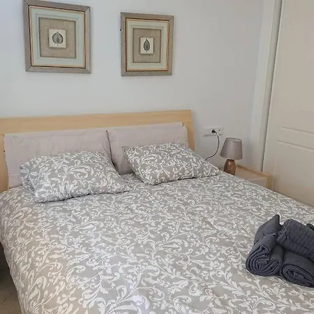 1st Line Of The Beach, La Rada Beach! Ac,wifi,terrace, Private Parking Apartment *