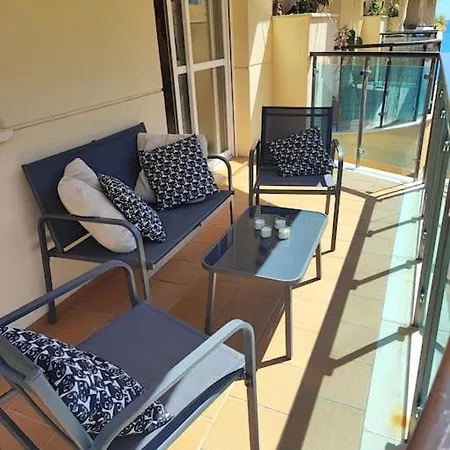 Apartment 1st Line Of The Beach, La Rada Beach! Ac,wifi,terrace, Private Parking Estepona