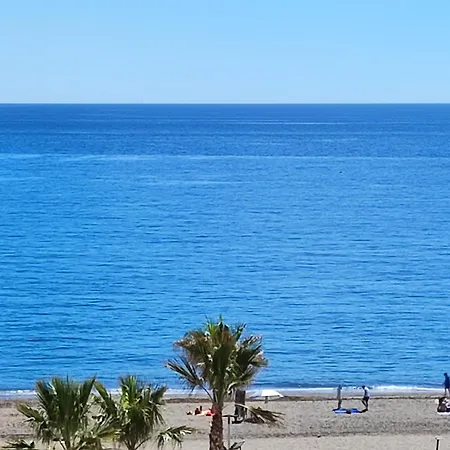 Apartment 1st Line Of The Beach, La Rada Beach! Ac,wifi,terrace, Private Parking