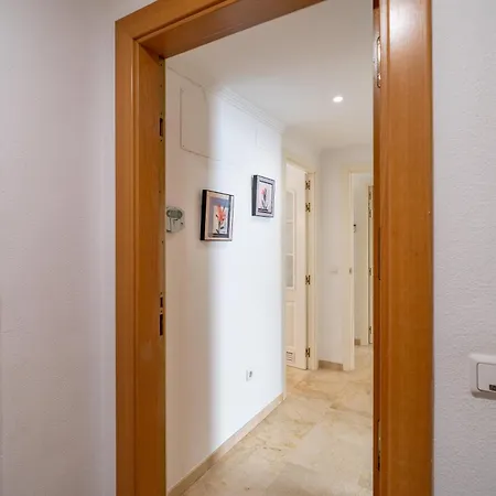 Apartamento 1st Line Of The Beach, La Rada Beach! Ac,wifi,terrace, Private Parking