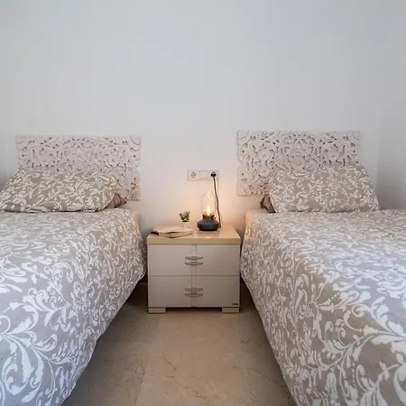 1st Line Of The Beach, La Rada Beach! Ac,wifi,terrace, Private Parking Apartment *