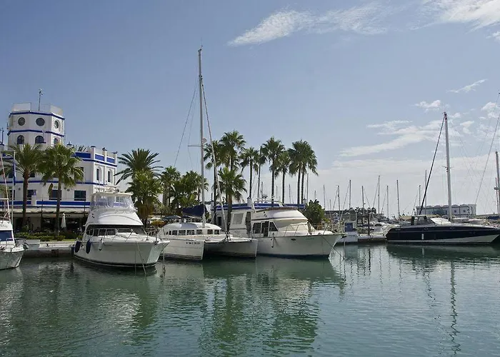 2-bedroom Beachside With Private Parking, Centre Estepona