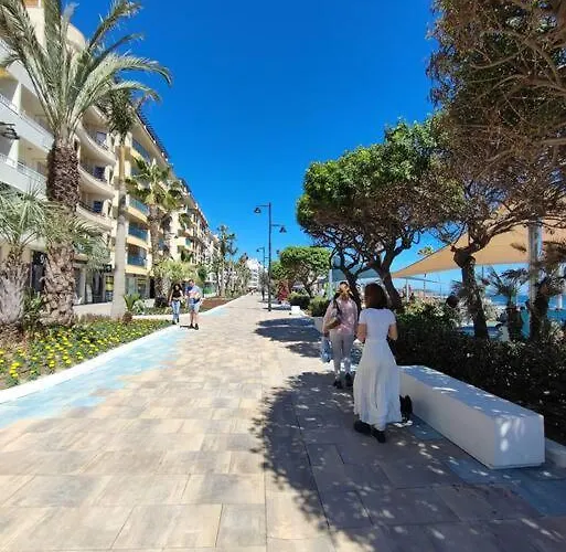 2-bedroom Beachside With Private Parking, Centre Estepona