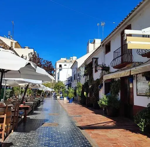 2-bedroom Beachside With Private Parking, Centre Estepona