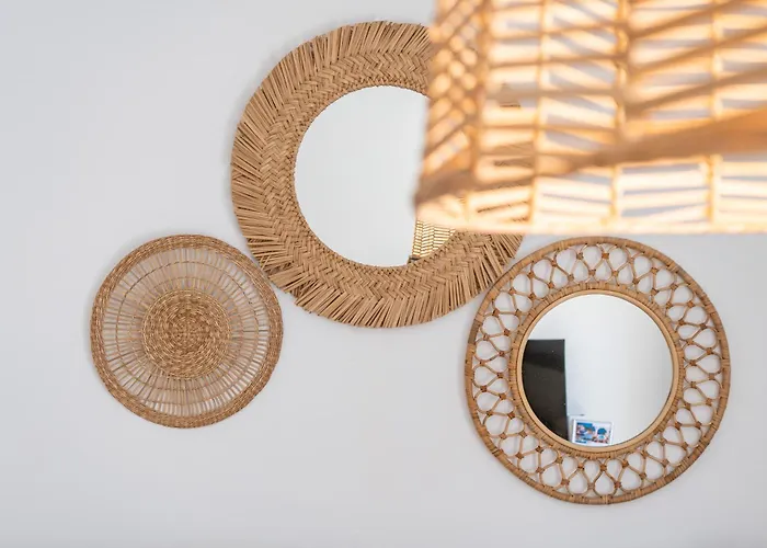 Apartment 2-bedroom Beachside With Private Parking, Centre Estepona